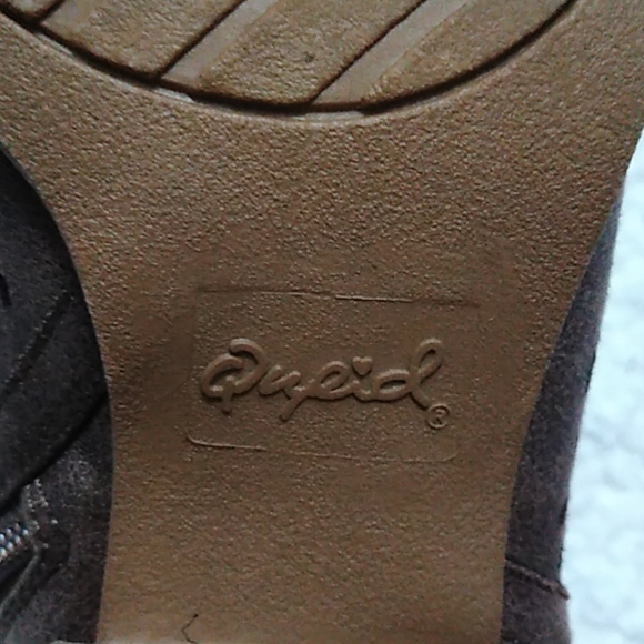 Brown heels! - Picture 3 of 4